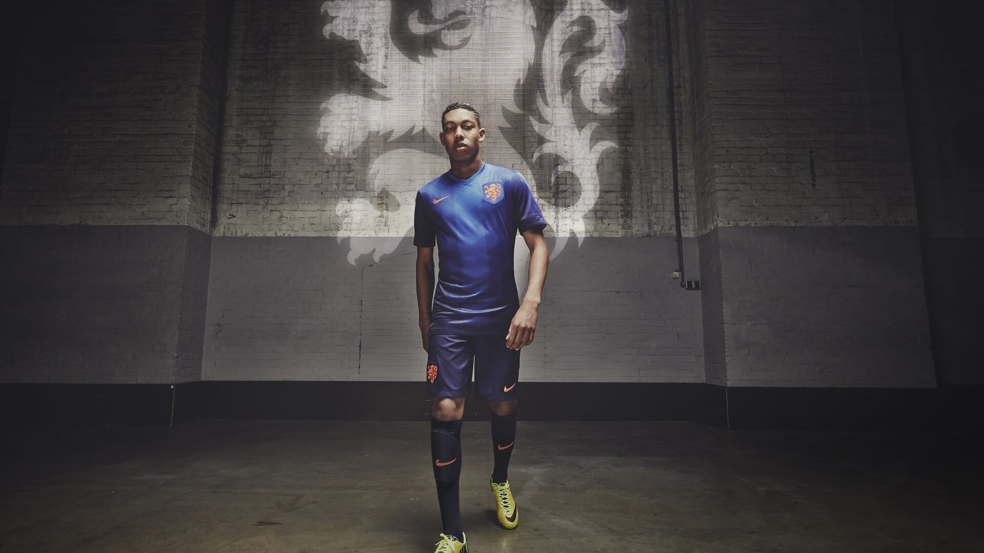 西汉姆主场大胜布莱顿,英超保级压力稍缓,英超西汉姆联vs布莱顿