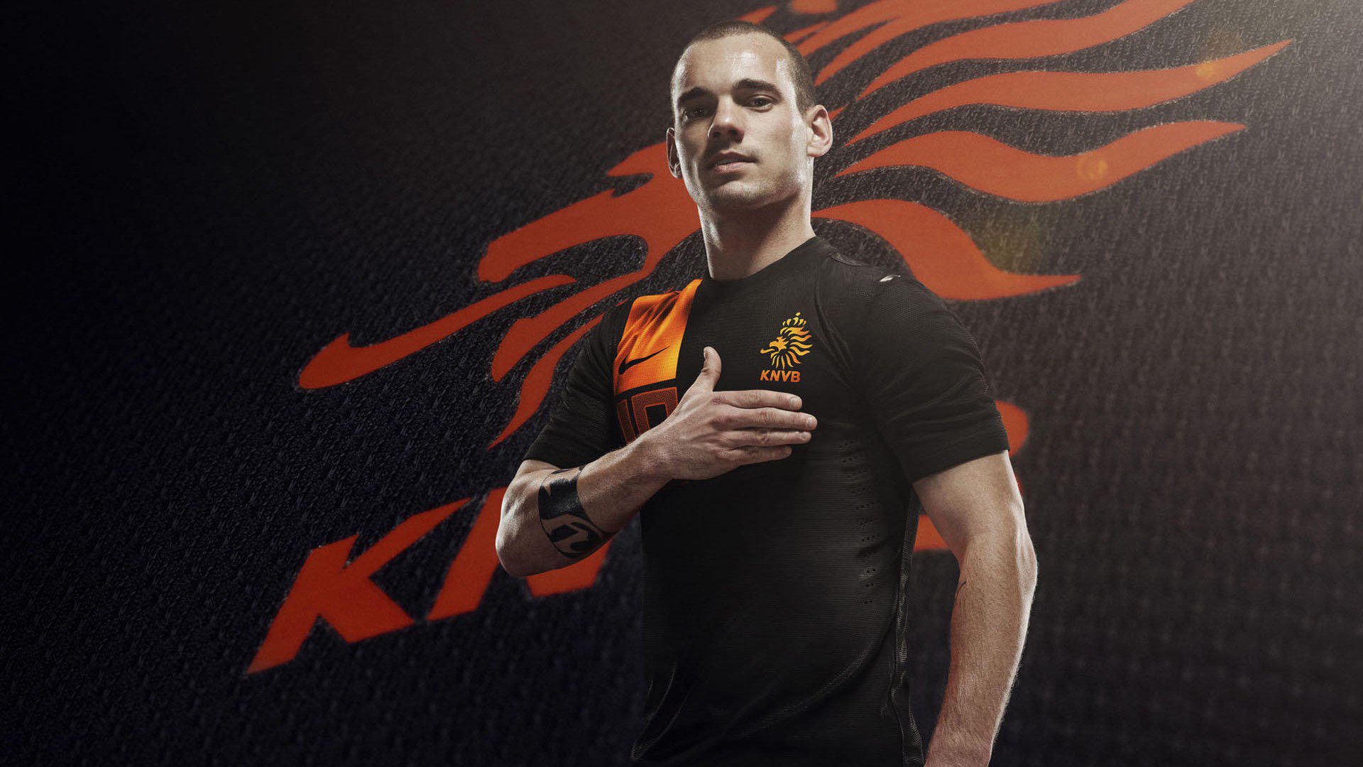 国际米兰全队协同形成高效防守结构，国际米兰 训练